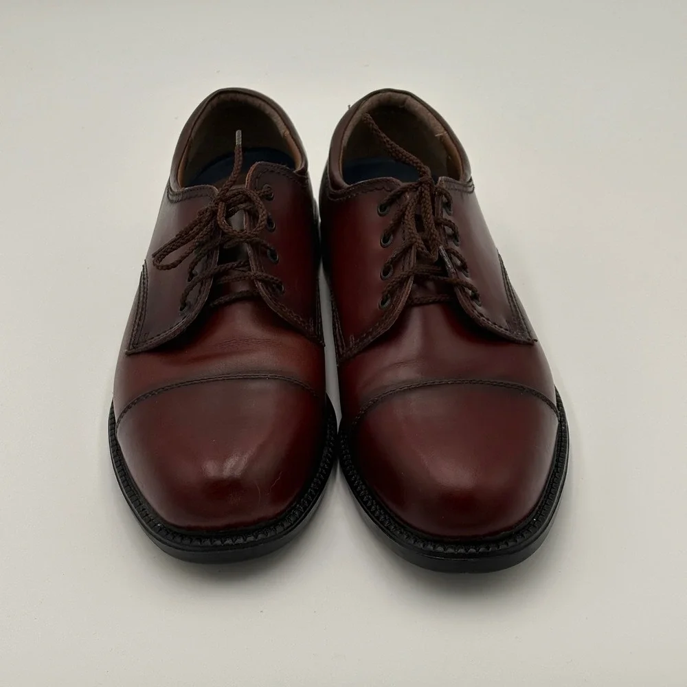 Dockers Mens Size 9.5W Burgundy Leather Cap Toe Derby Dress Shoes 90-2219